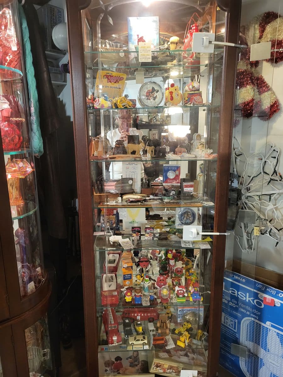 Griffiths estate sale photo 6