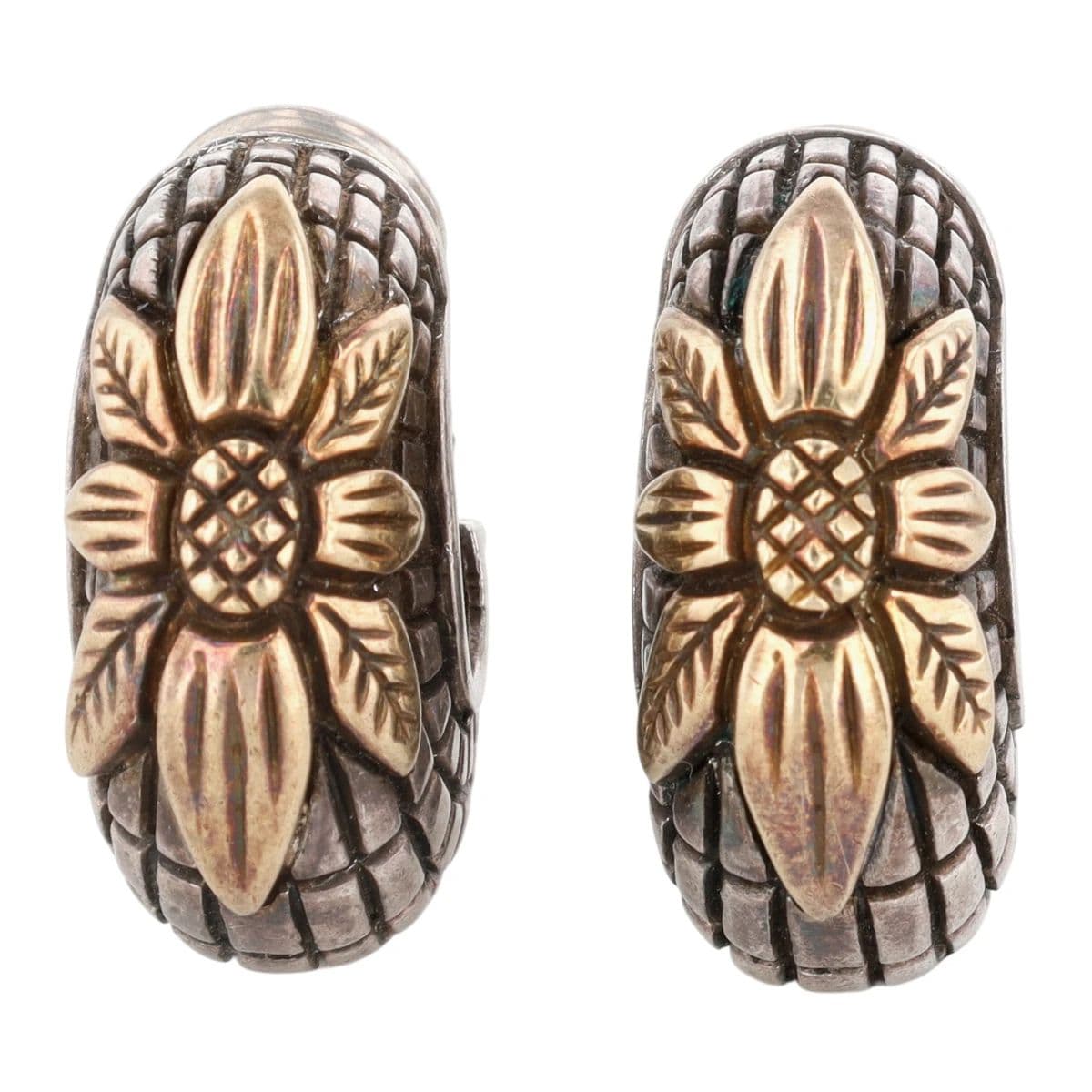 Decades & Destinations: Vintage Jewelry Auction - 10/8 photo 4