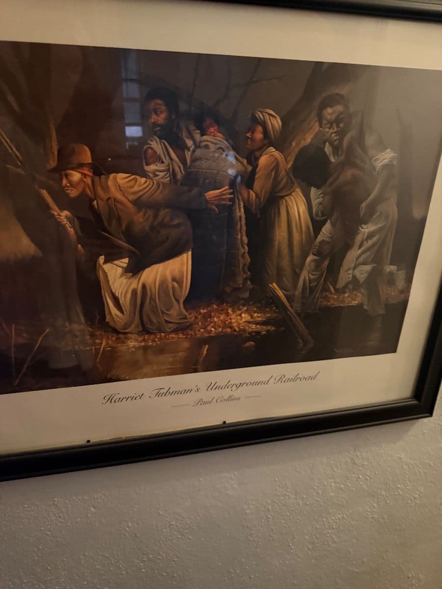 University District Sale! Great Art And Vintage! photo 12