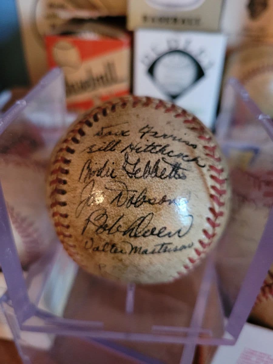 LEGENDARY HALL OF FAME ALLSTON ESTATE SALE OCT 30TH 31ST SPORTS MEMORABILIA RECORDS CLOTHING TRAINS! photo 8