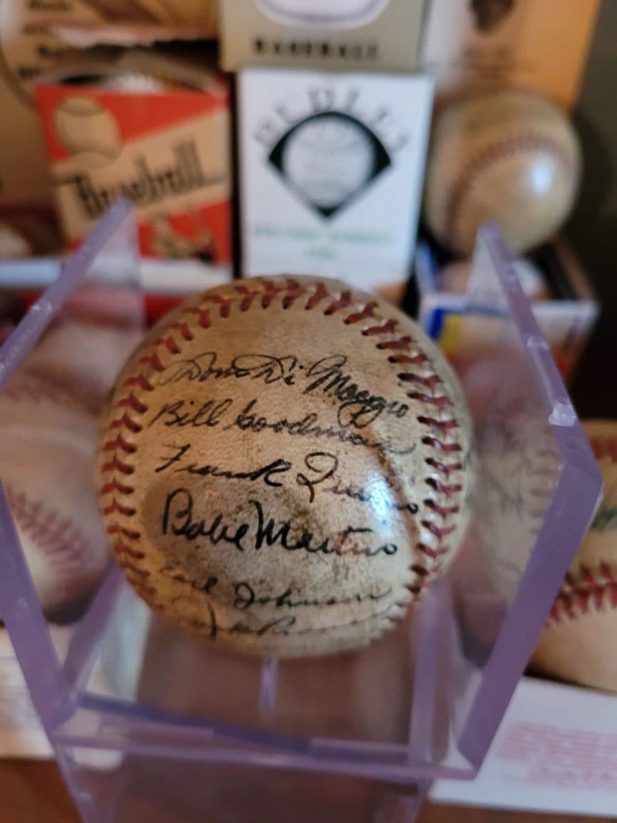 LEGENDARY HALL OF FAME ALLSTON ESTATE SALE OCT 30TH 31ST SPORTS MEMORABILIA RECORDS CLOTHING TRAINS! photo 6