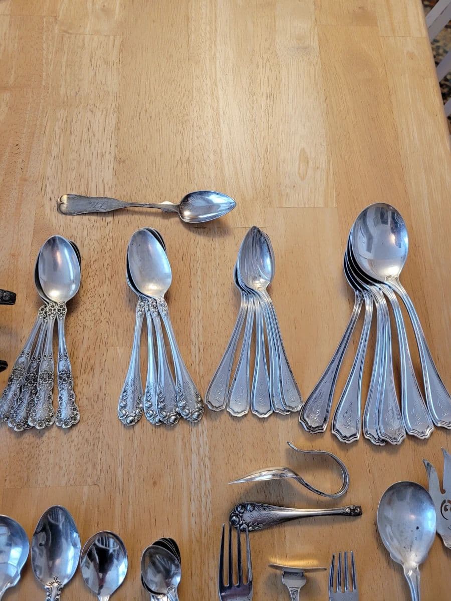 WONDERFUL WINTHROP ESTATE SALE OCT 29TH ANTIQUES ART FURNITURE GOLF MEMORABILIA COINS COLLECTIBLES! photo 11