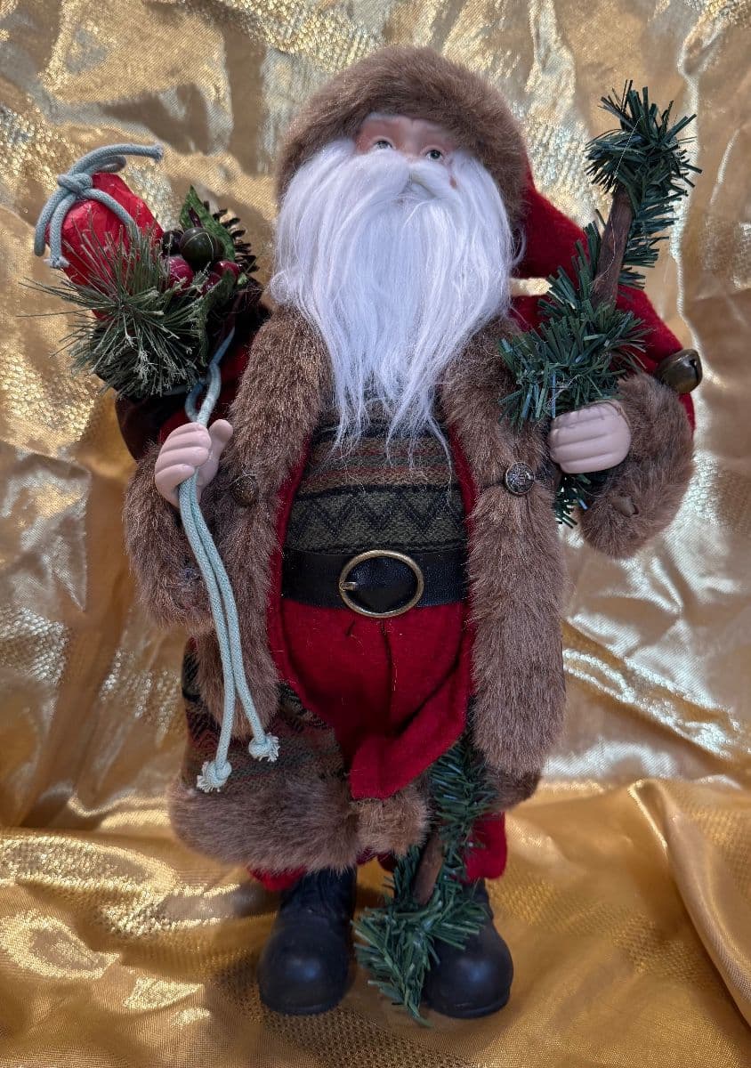 A Very Vintage Christmas with Contemporary Accents photo 1