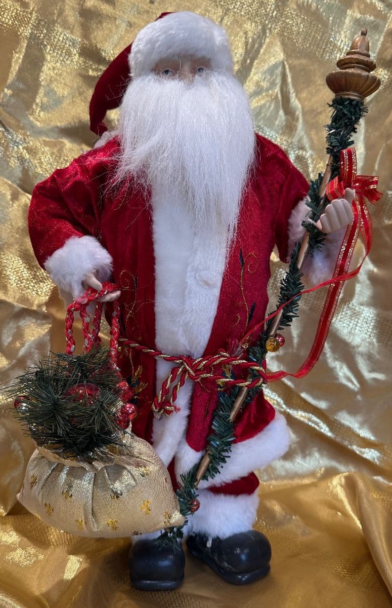 A Very Vintage Christmas with Contemporary Accents photo 2