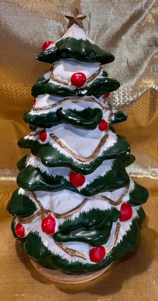 A Very Vintage Christmas with Contemporary Accents photo 10