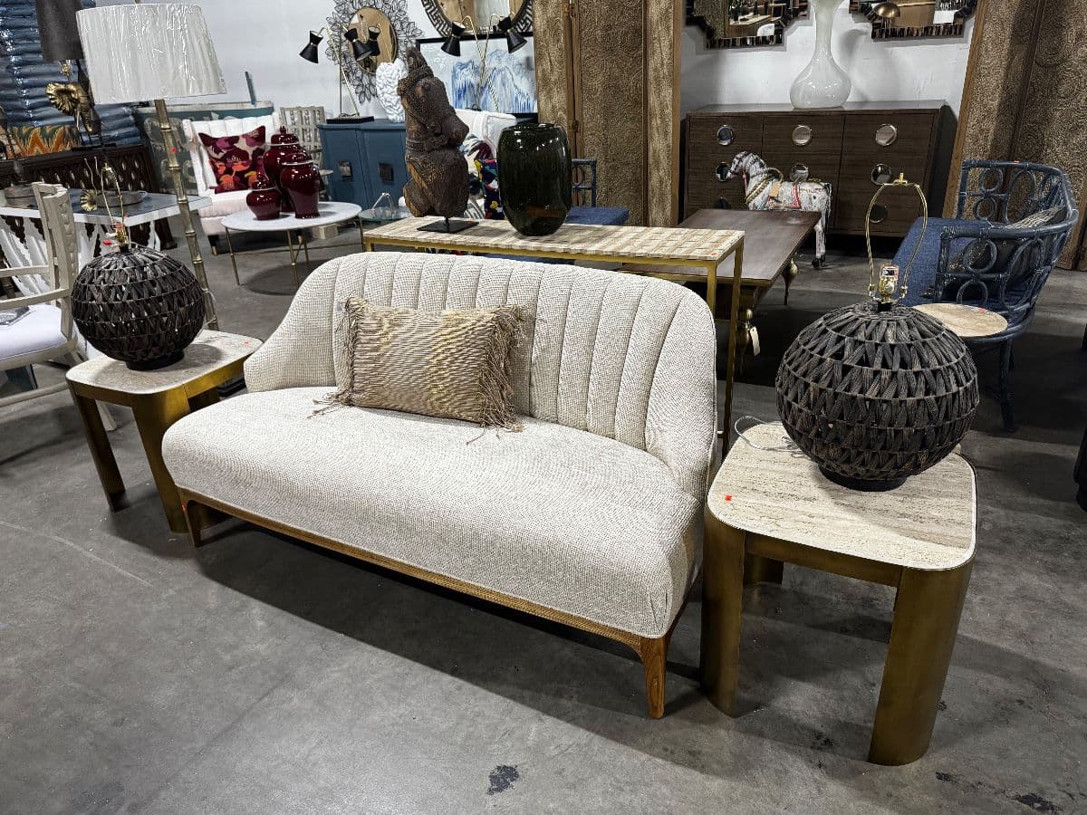 60% off Currey & Co Designer Sale! Lighting, Furniture, Decor & More! photo 9