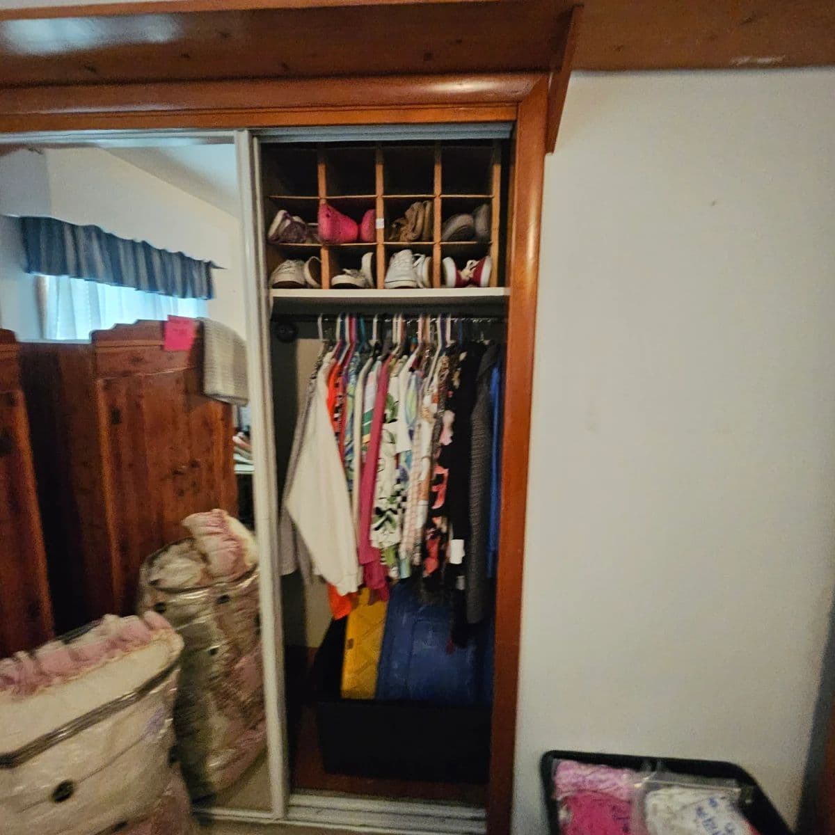 Ellithorpe estate sale photo 12