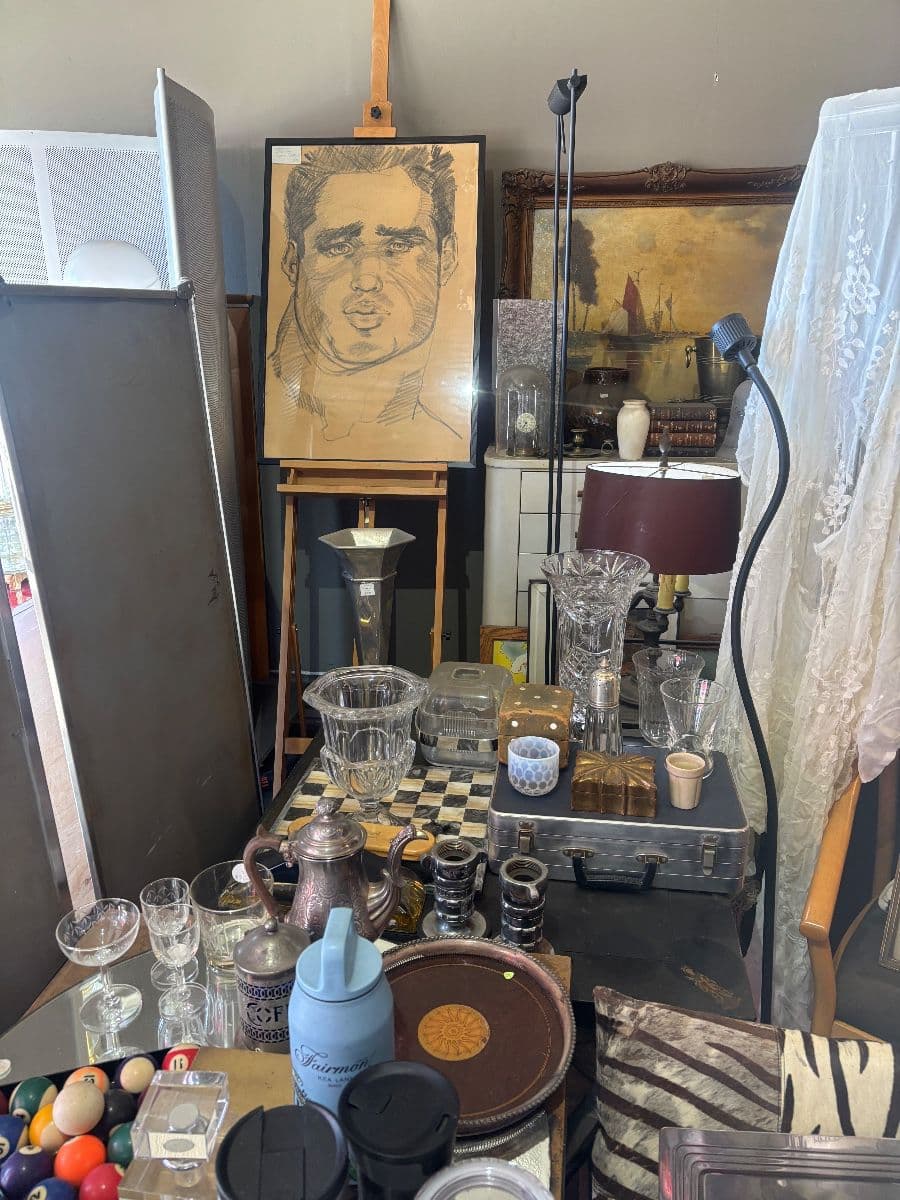 Jeff Antique and Vintage Modern Going out of Business Sale photo 10