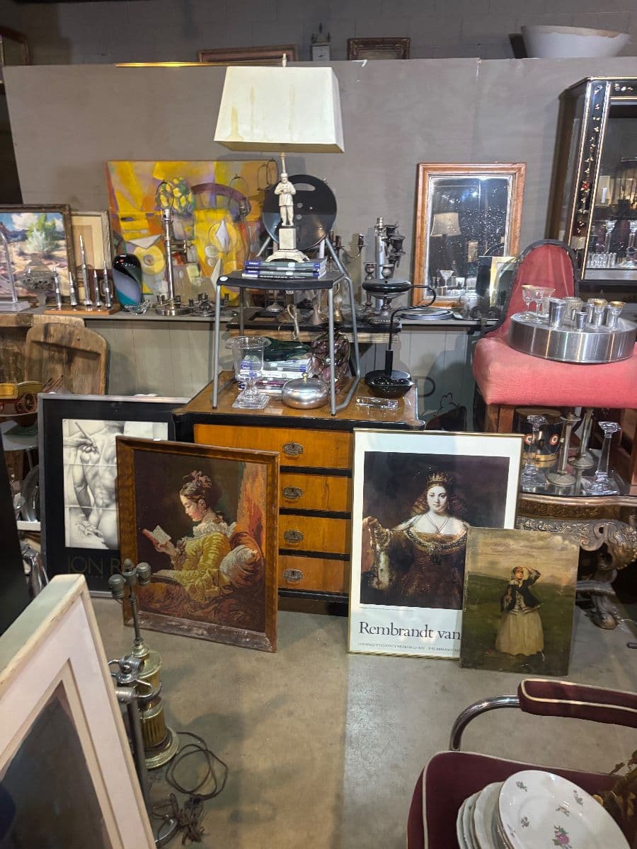 Jeff Antique and Vintage Modern Going out of Business Sale photo 3
