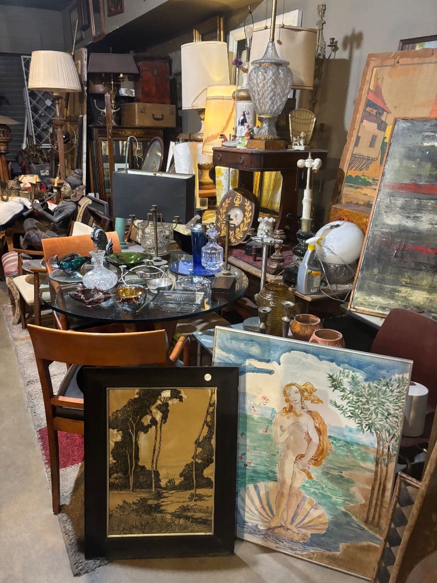 Jeff Antique and Vintage Modern Going out of Business Sale photo 12