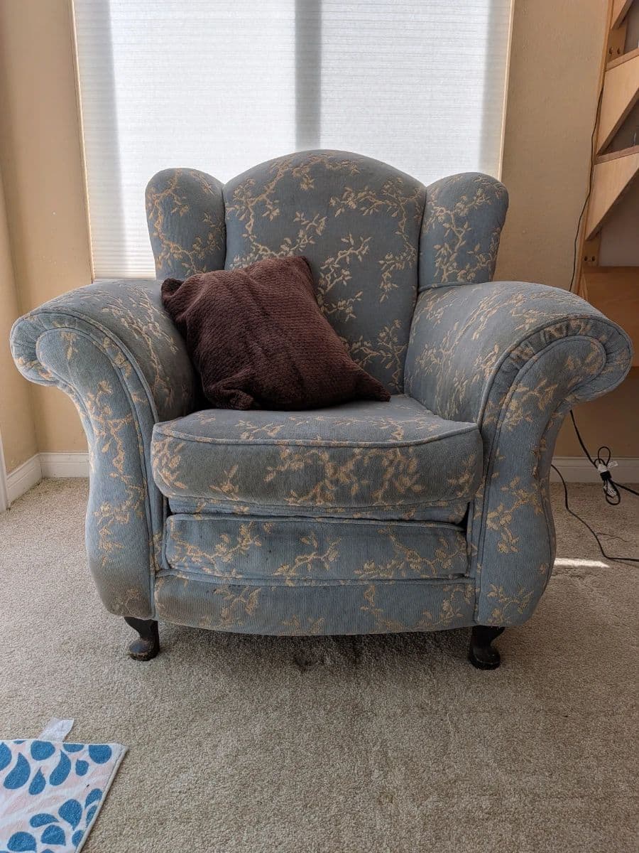 Estate Sale - FINAL DAY - Furniture & Small Goods - ALL MUST GO! photo 11