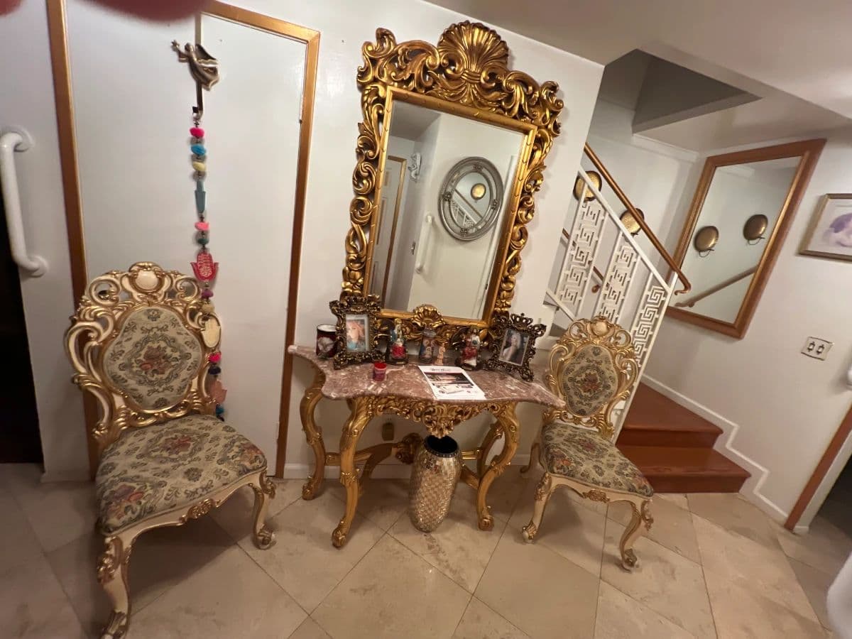 MAR VISTA ESTATE SALE – Designer Fashion, Vintage, Baroque Furniture & Décor photo 1