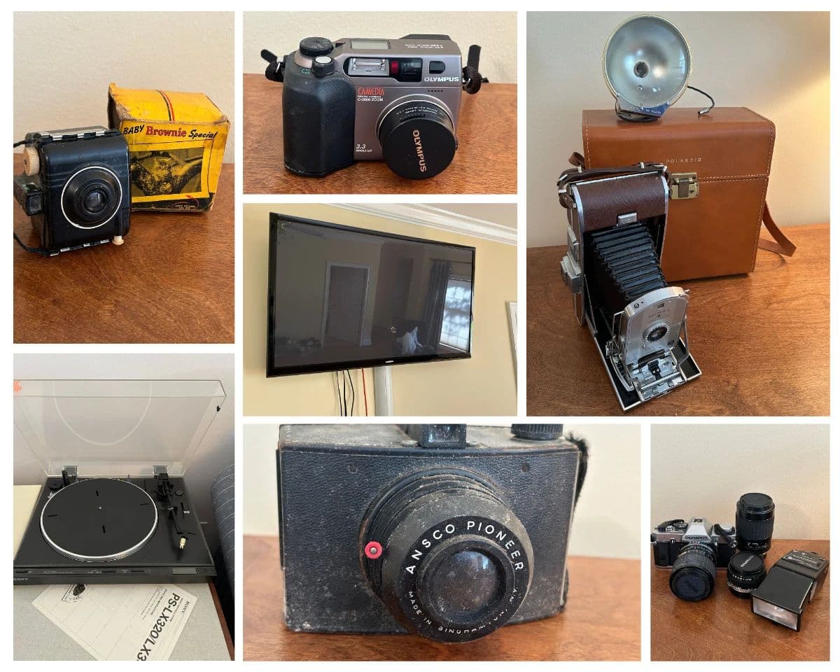 Cedartown - John Deere, Vintage Toys, Antiques, Collectibles, Tools, Cameras, Holiday and More! photo 5