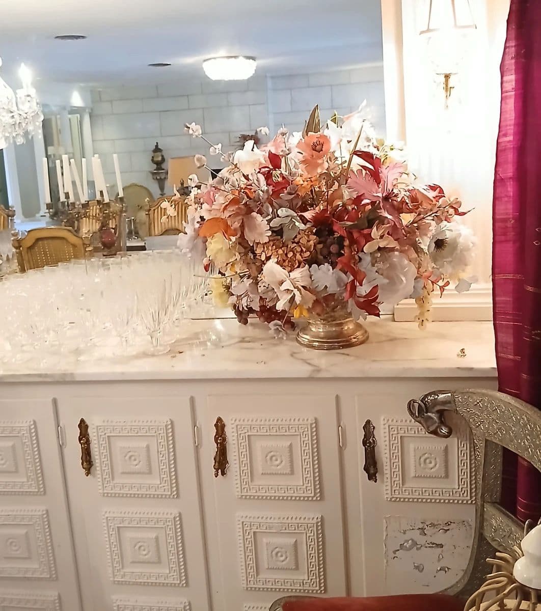 Lovely Estate of Joann Crassas photo 10