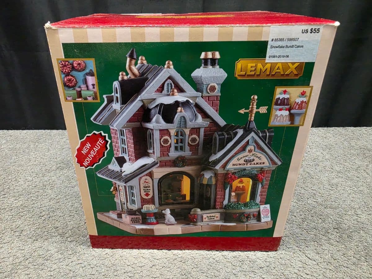 Super Nintendo, Vintage, Collectibles, Clothing, Toys, Playboy, GI Joe, Turntable, Decor and More!!! photo 9
