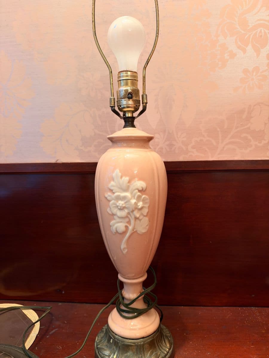**CHICAGO** Regency Furniture, Antique Lamps & Porcelain Figurines, Steiff Bears & Much Much More photo 6