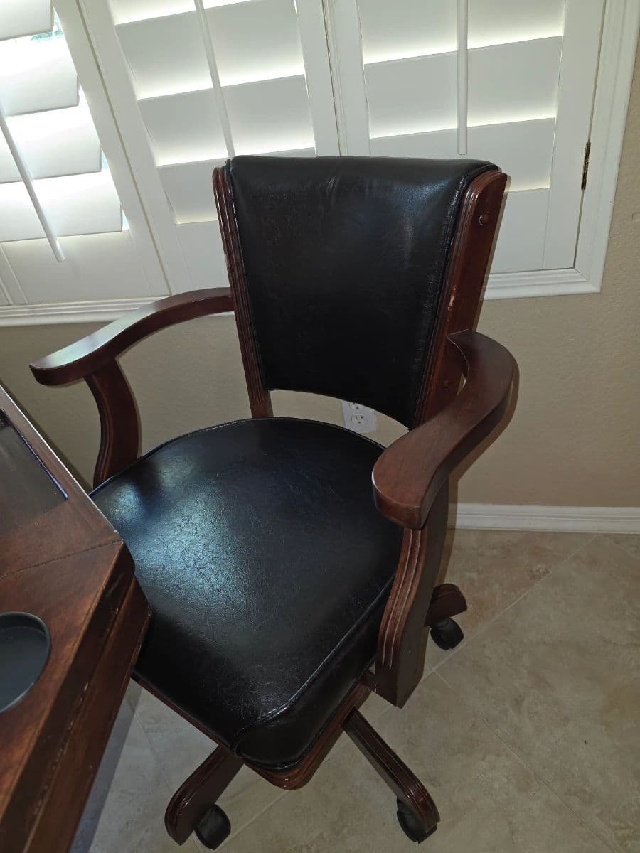 AMAZING Jewelry, Art, Home Decor, and Beautiful Furniture Clear Out photo 12