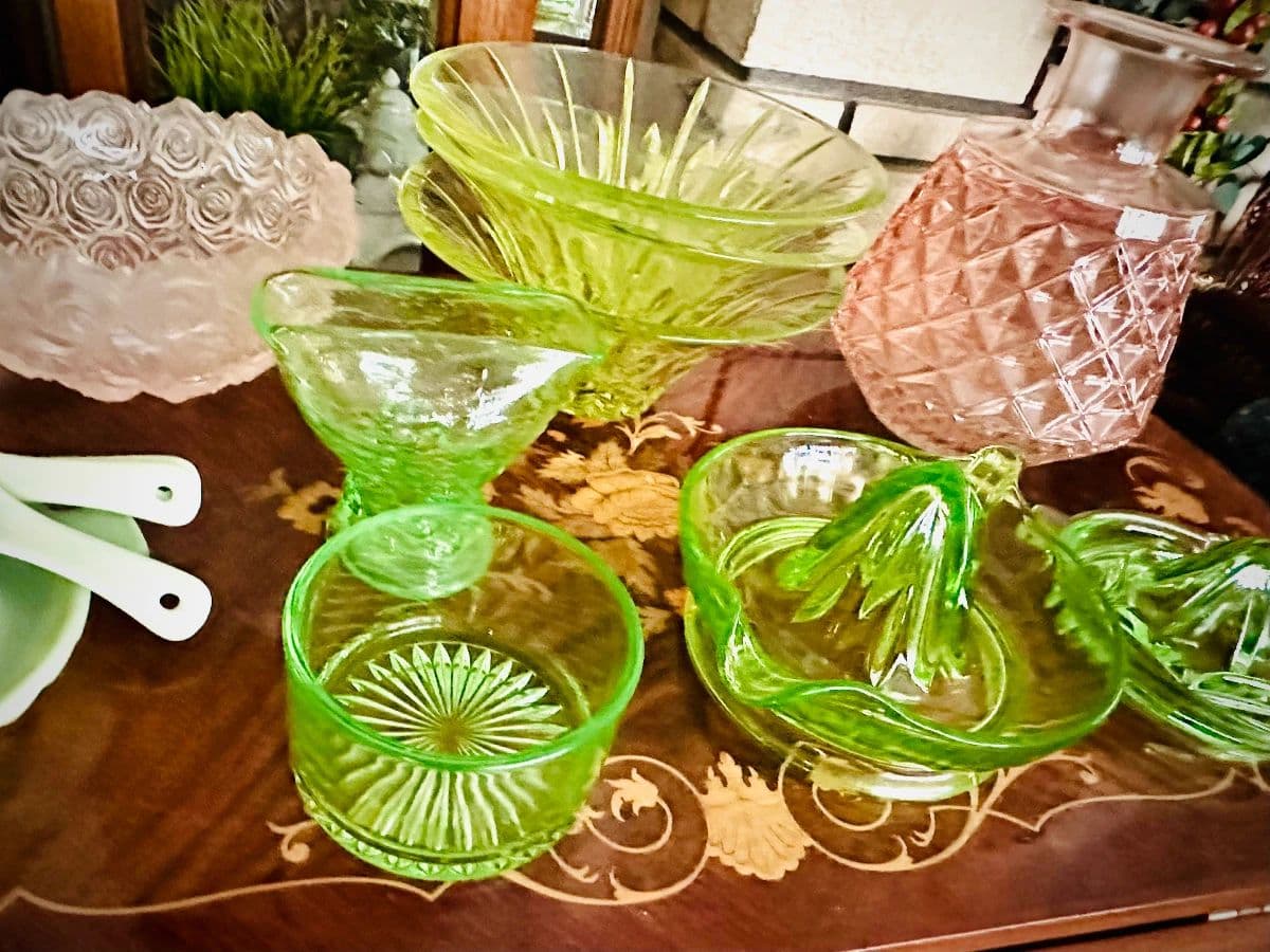 Shangri-L'AGAIN! Round 2 in Milwaukie Estate Sale! photo 3