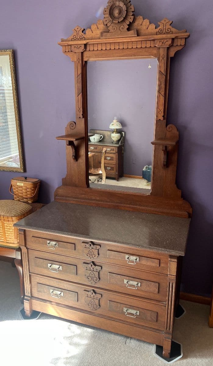 Janice (Ladlie) Ruble Living Estate Sale former Fargo ND Antique Dealer and Collector photo 12