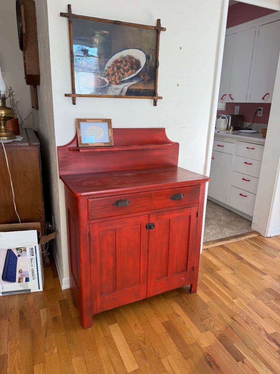 Noble - Medford Primitive, Farmhouse, Vintage and Antiques! photo 5