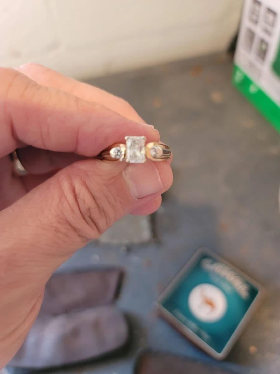 LIVING ESTATE SALE photo 4