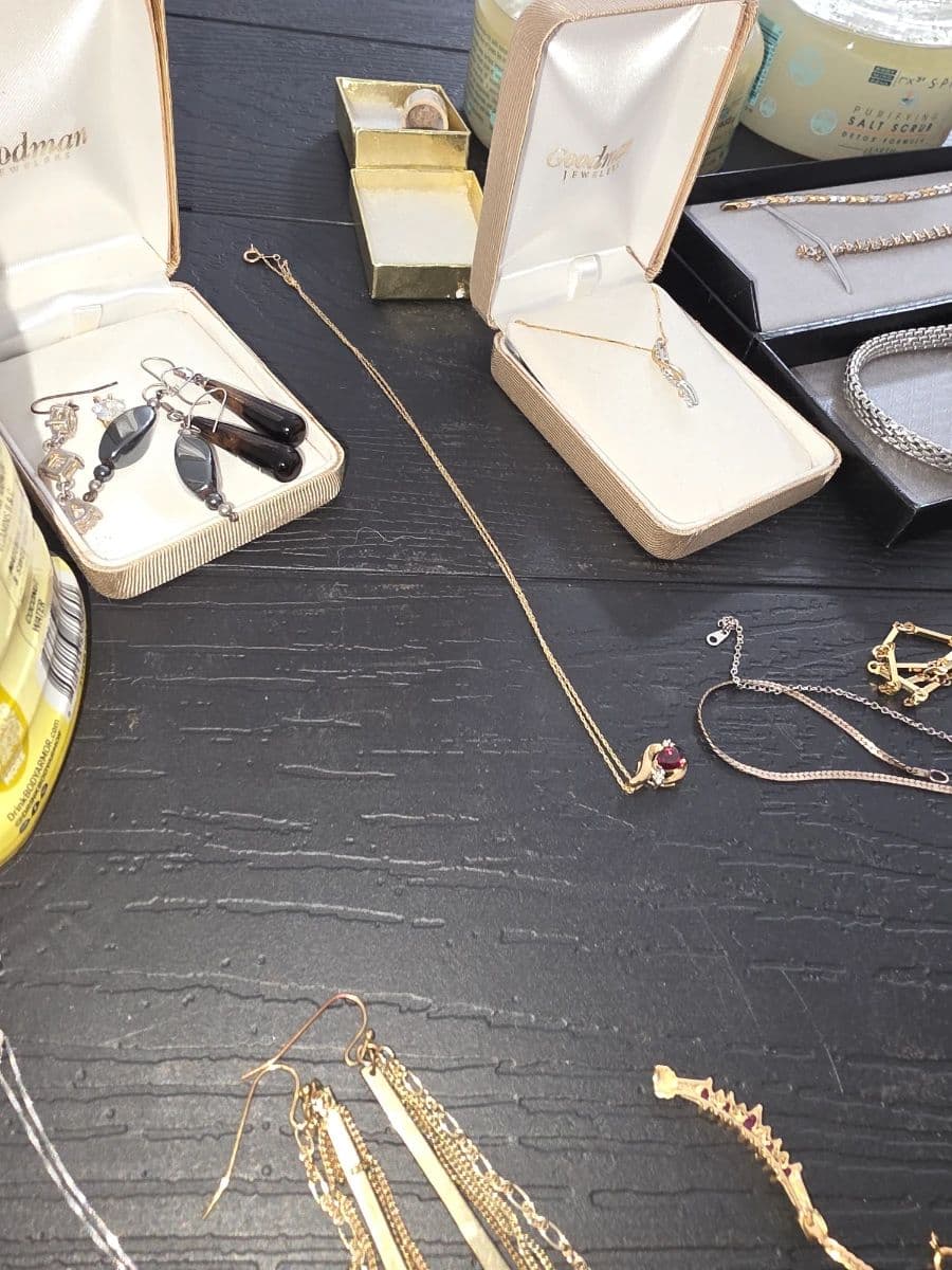 Hugo Downsizing Sale: Art, Contractor Equipment, Furniture, Pool Table photo 5