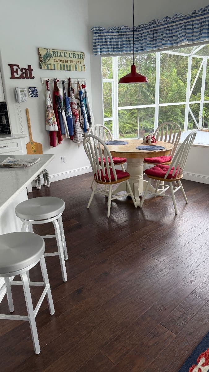 COOL COUNTRY COASTAL DECOR photo 6