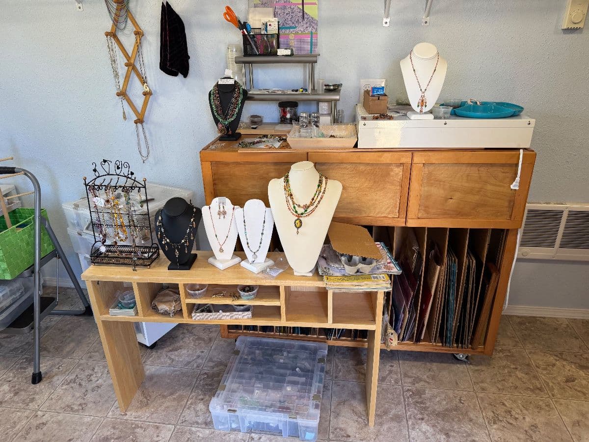 Vancouver ESTATE SALE Jewelry Making Stained Glass Studio photo 1