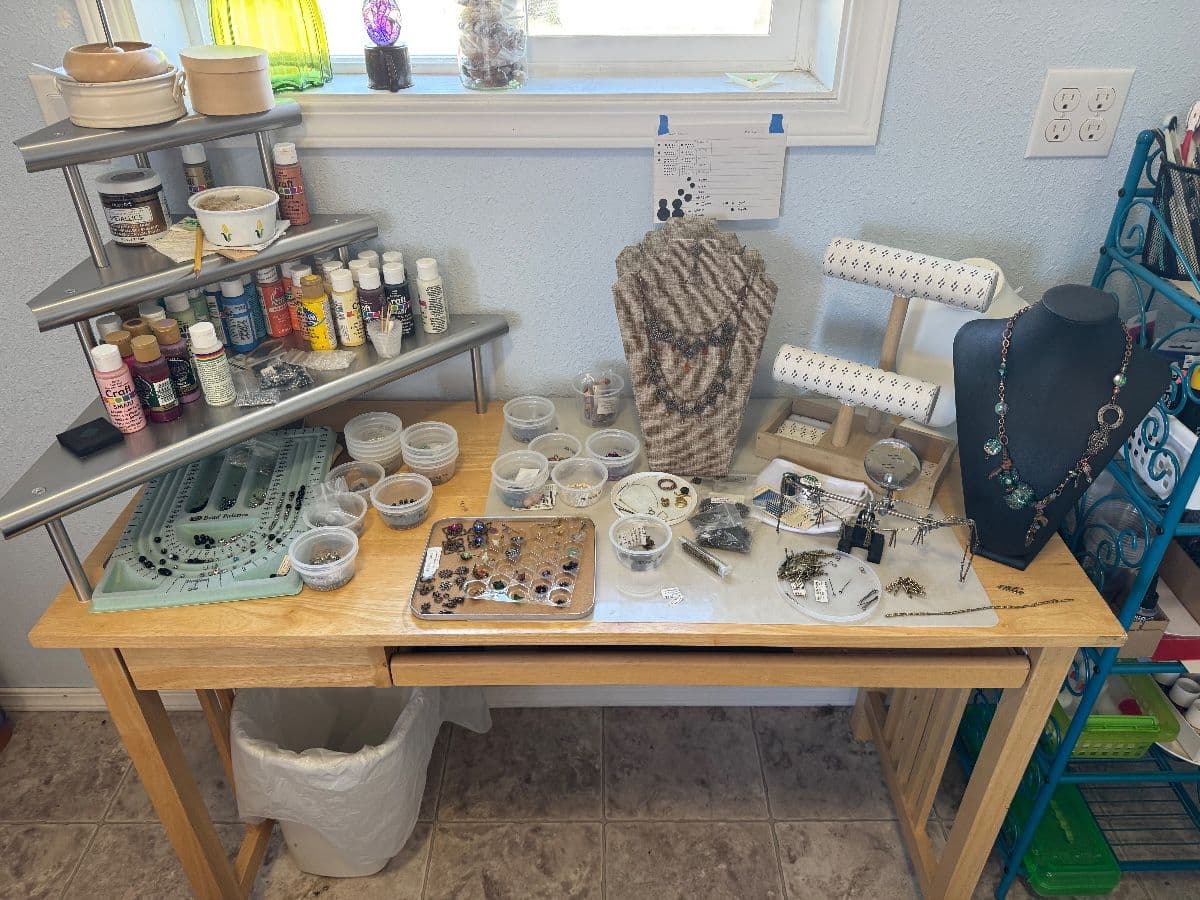 Vancouver ESTATE SALE Jewelry Making Stained Glass Studio photo 8