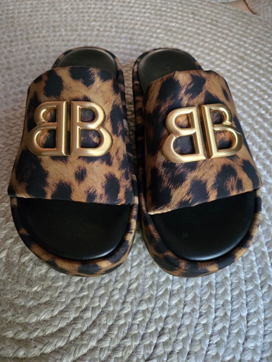 Luxury Designer Dream Sale! Chanel, Hermes, LV, YSL, Gucci, etc. APPT ONLY. (Presales Start now!) photo 10