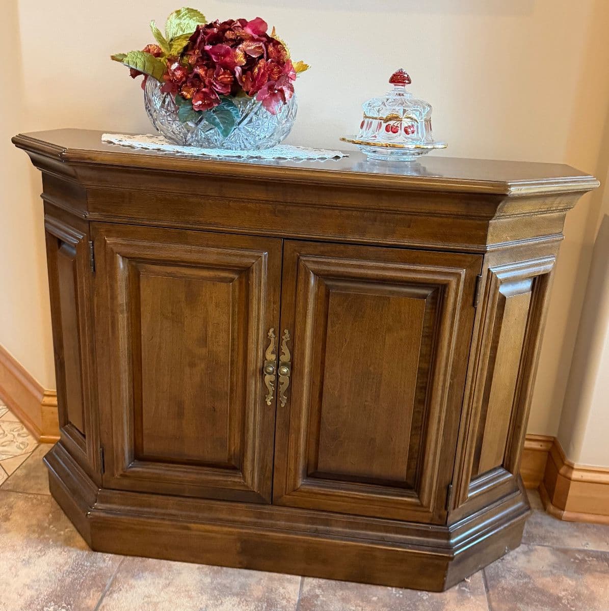 ESTATE SALES BY FAYE & ASSOC. INC. photo 5