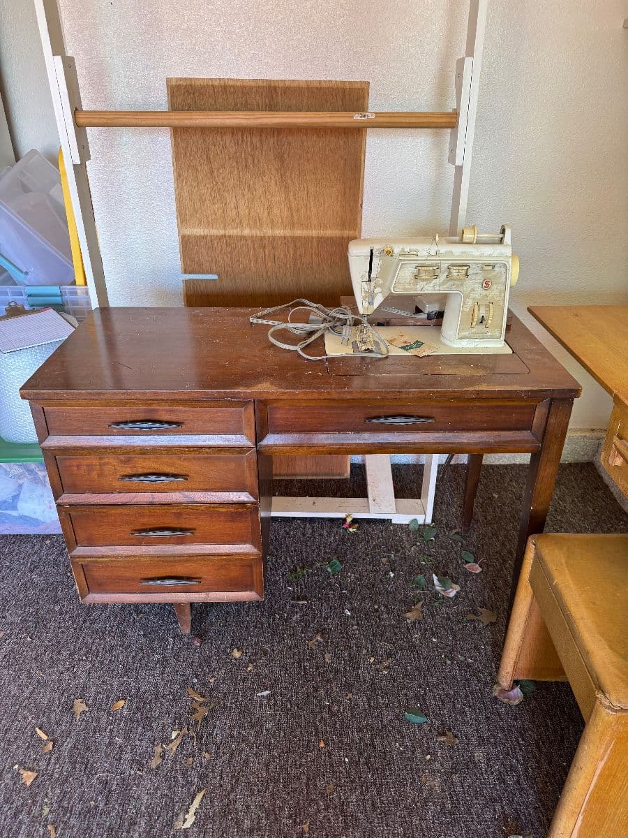 Estate Sale photo 2