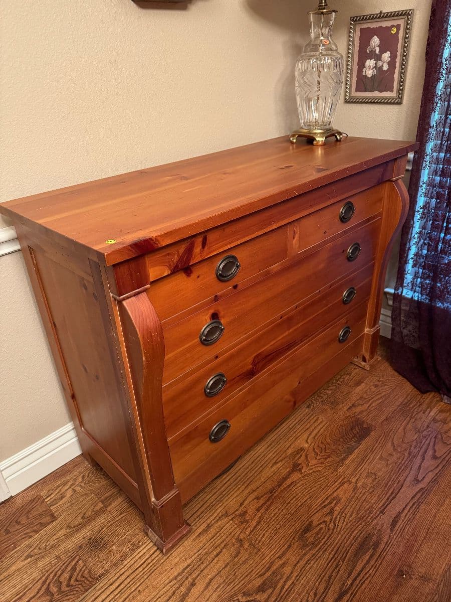 Estate Sale photo 4