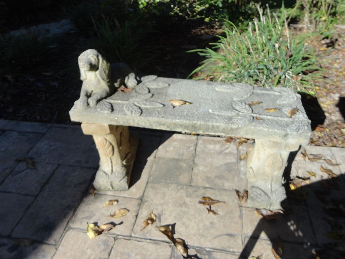 Tradition Meets Style Tag Sale w/ Holiday Decor by Bumble Bee photo 3