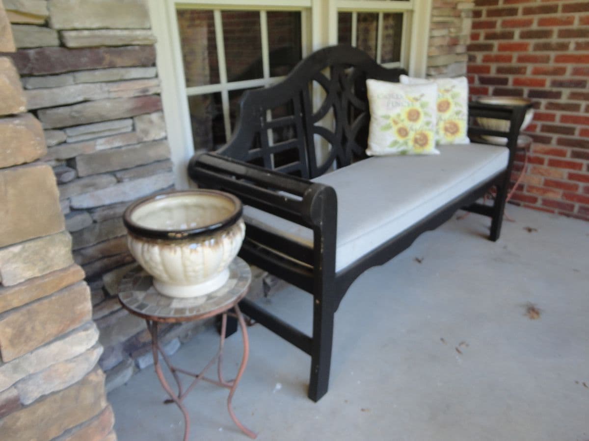 Tradition Meets Style Tag Sale w/ Holiday Decor by Bumble Bee photo 2