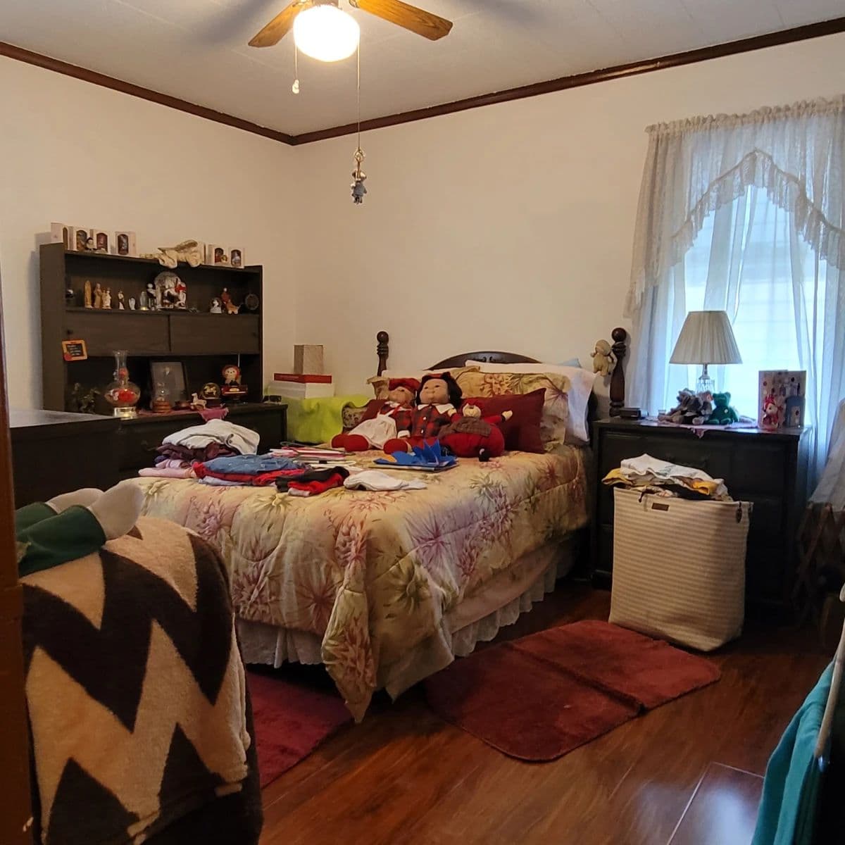 A Vintage Walk - Time Capsule in Alhambra photo 12