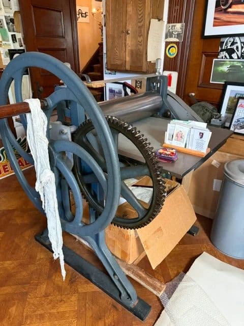 Marc's Unique Antiques, Inc. photo 6