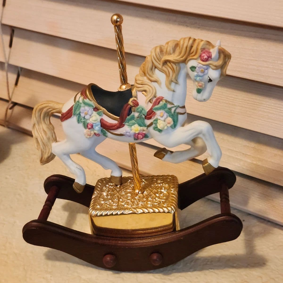 Loveland Treasures-Dept 56,Knick Knacks,Furniture, Globes and more photo 8