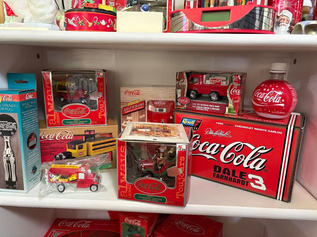 Salvaged by Sonya * Estate Sale * Massive Coca Cola Colletion * Collections Fill The Entire Estate photo 8
