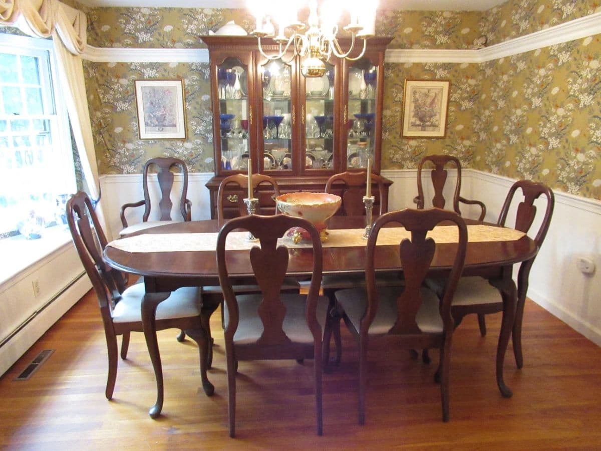 NORFOLK ESTATE SALE FINE HOME FURNISHINGS ACCESSORIES 70'S 80'S VINTAGE CLOTHING JEWELRY HOLIDAY &! photo 9