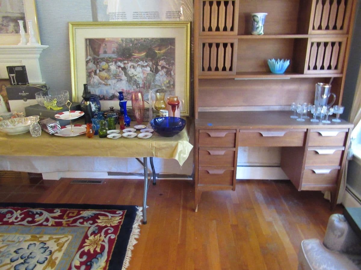 NORFOLK ESTATE SALE FINE HOME FURNISHINGS ACCESSORIES 70'S 80'S VINTAGE CLOTHING JEWELRY HOLIDAY &! photo 8