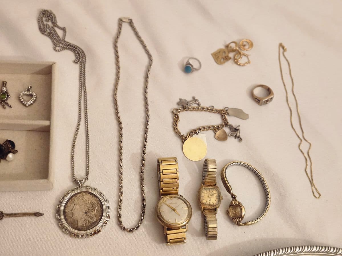 Huge S.Nashville Jewelry, Silver, Coins, Quilts, Antiques, Vintage Clothes & More photo 12
