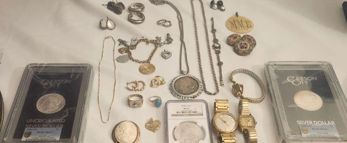 Huge S.Nashville Jewelry, Silver, Coins, Quilts, Antiques, Vintage Clothes & More photo 8