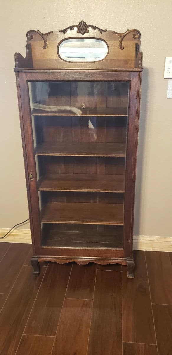 Moving sale photo 12