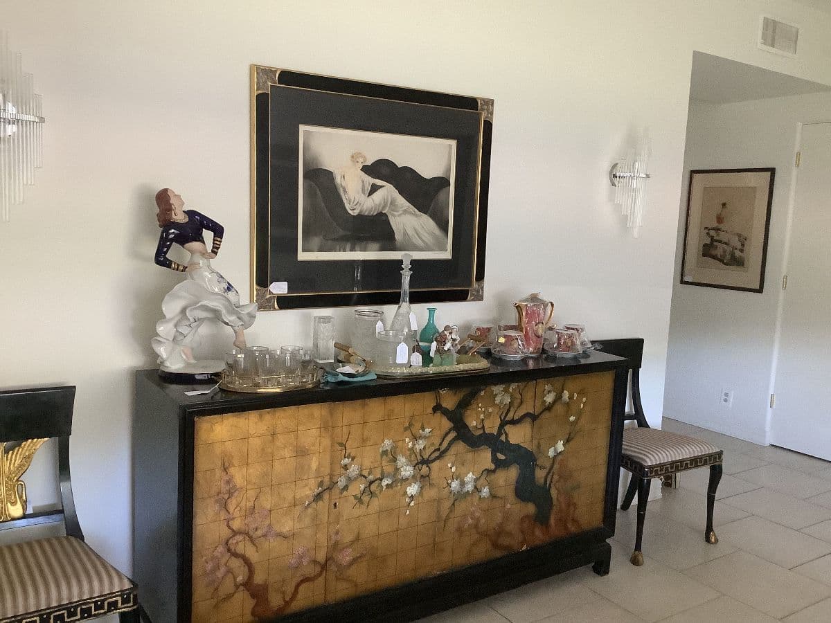 MCM-Deco Collectible Sale Bartlett Estates photo 1