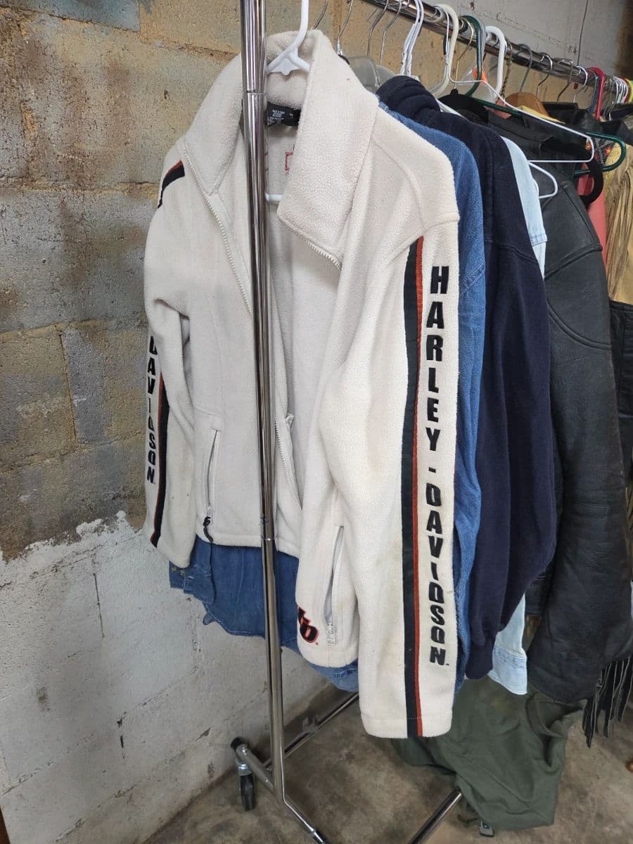 Estate Sale photo 4