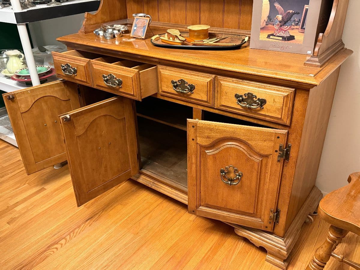 Coins, Jewelry, Sterling Silver, 2007 Airstream, Vintage Toys Christmas 42+ Yrs of Brentwood Living photo 2