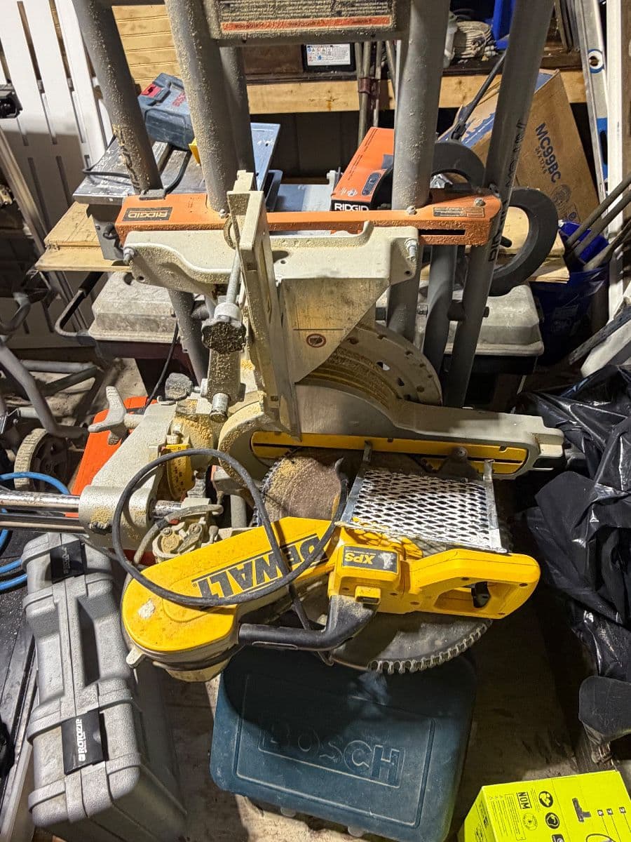 On Site Estate/Tool Auction photo 10