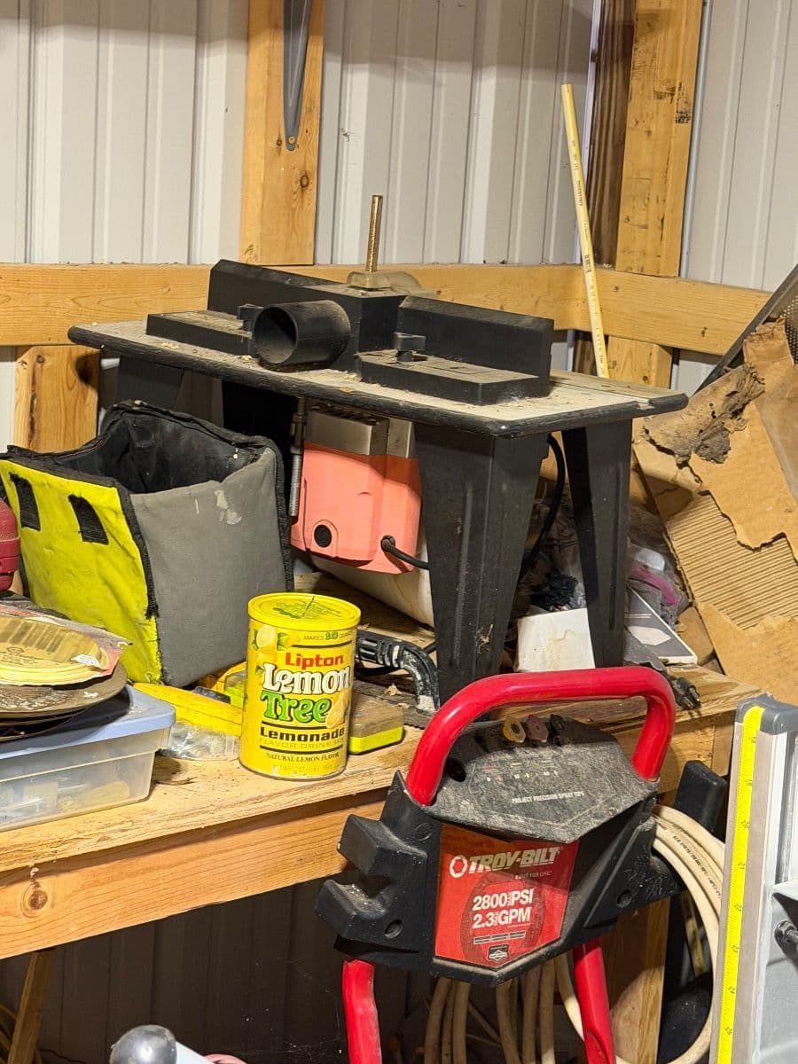 On Site Estate/Tool Auction photo 8