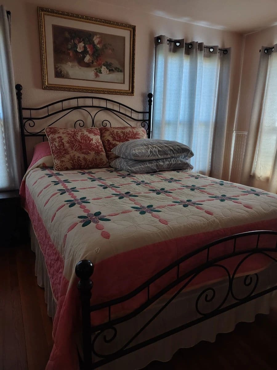 ESTATE AUCTION photo 1